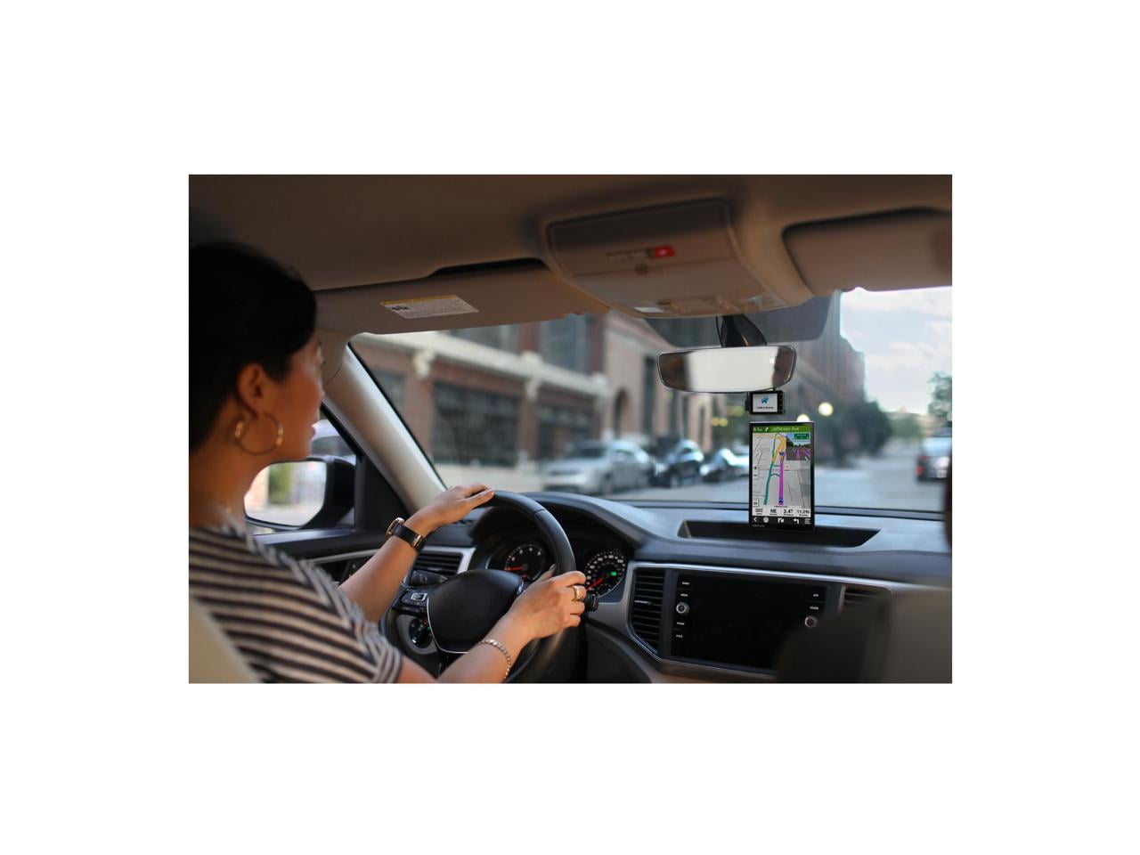 Garmin DriveSmart 66, 6-inch Car GPS Navigator with Bright High-Resolution Maps and Garmin Voice Assist 010-02469-00