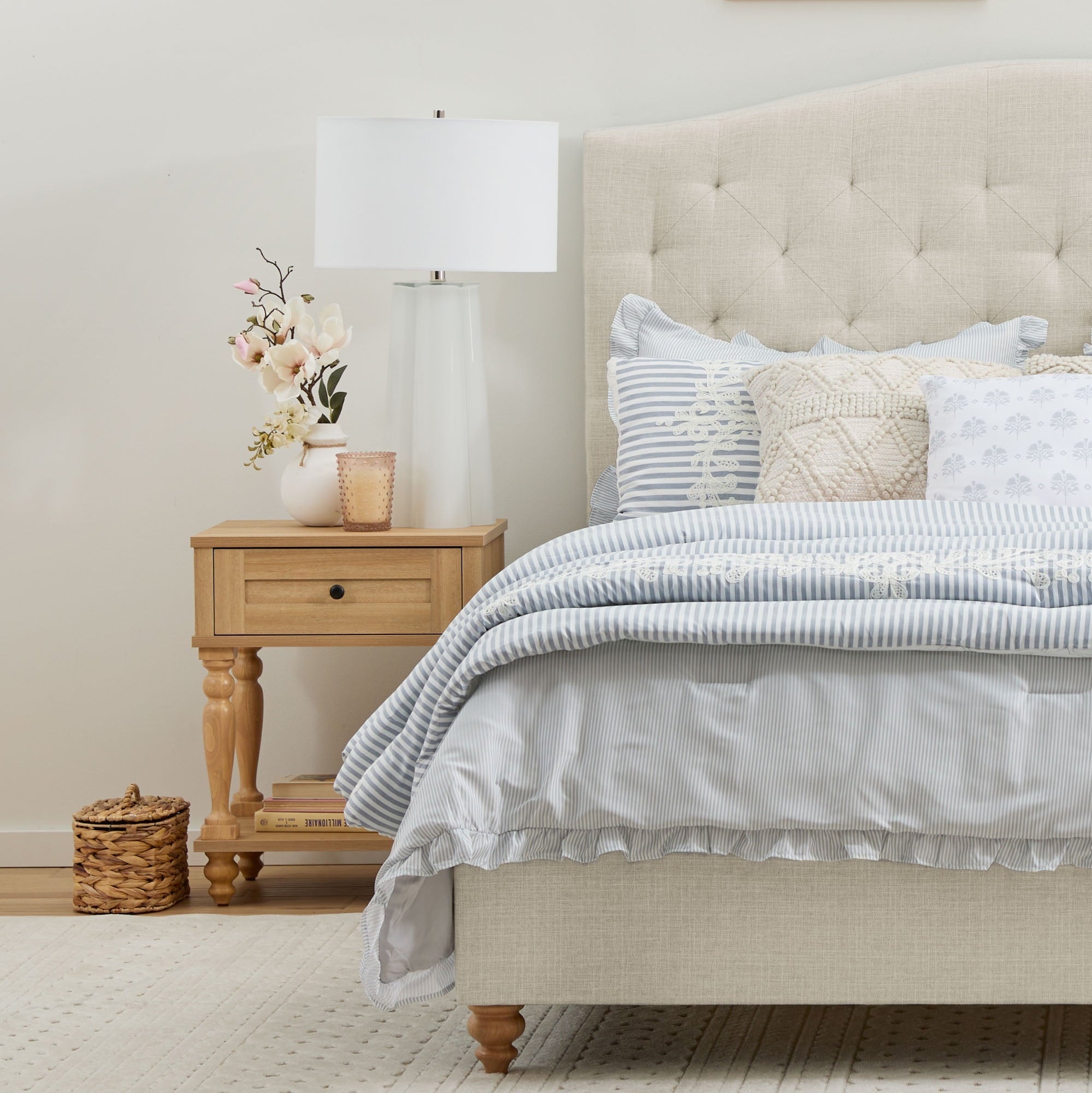 My Texas House Anna Upholstered Diamond Tufted Platform Bed, Queen, Oat