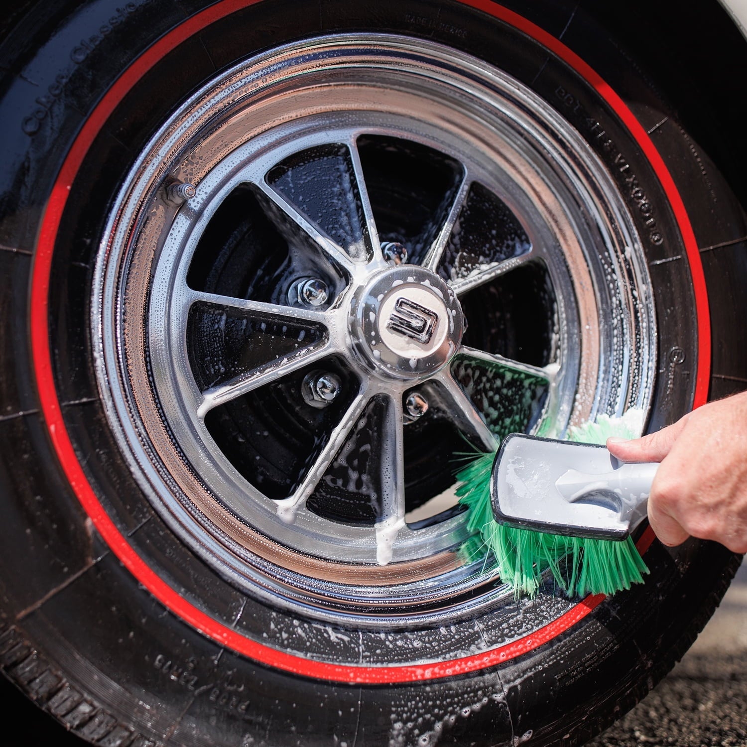 Jay Leno's Garage Wheel & Tire Cleaner (16 oz) - Easily Clean Car Wheels & Tires