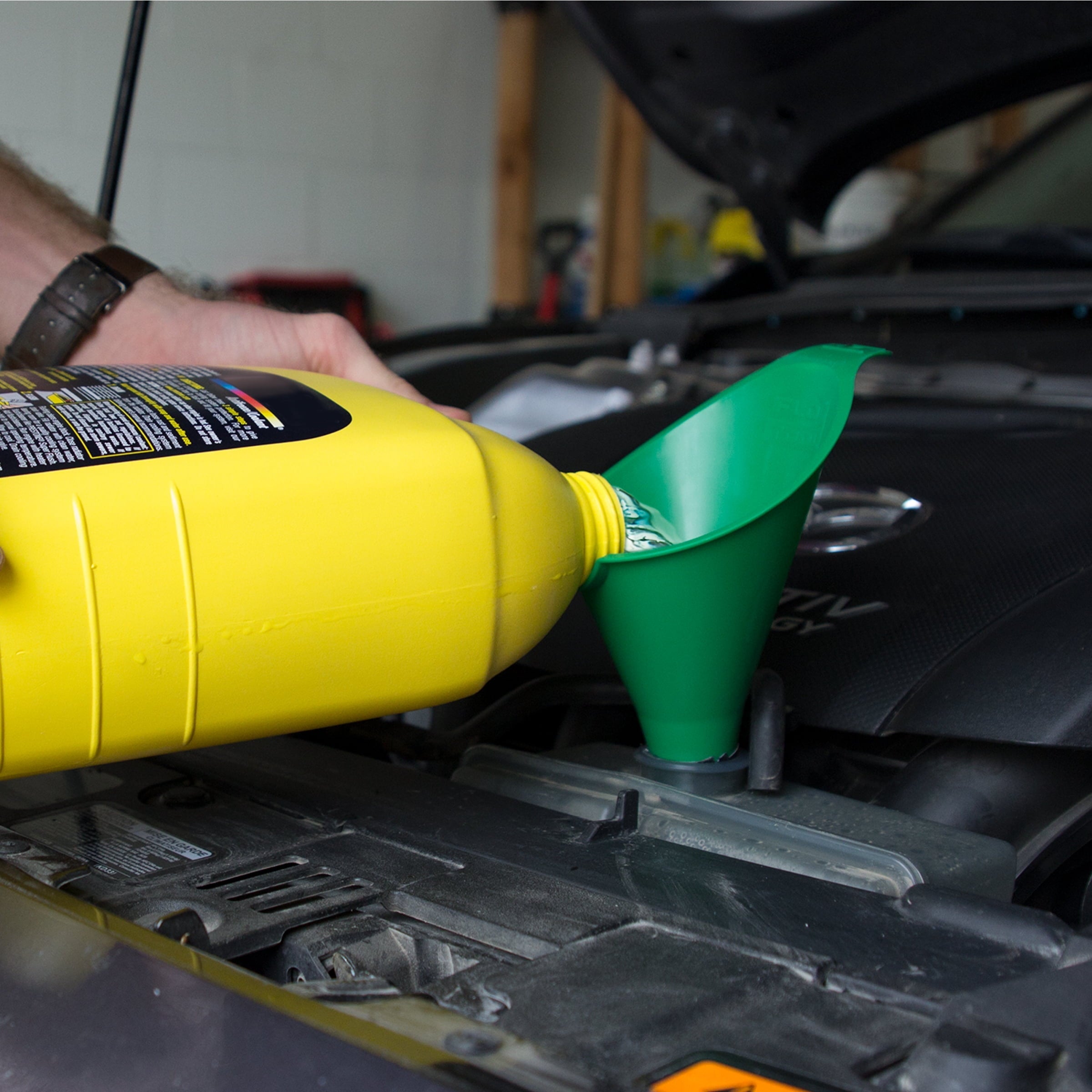 Hyper Tough Big Mouth Automotive Plastic Funnel, Green, 10713RFHT, 1 Each