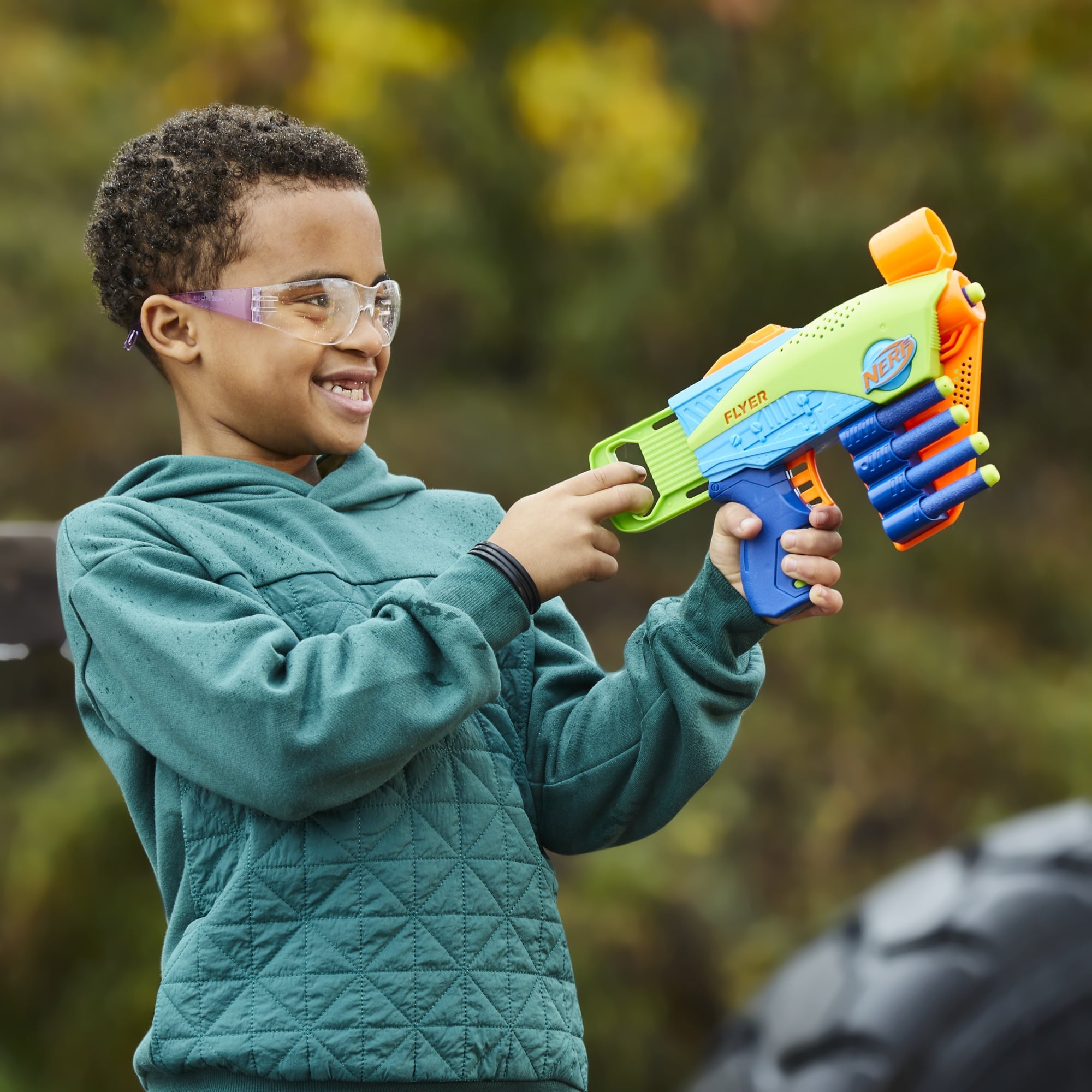 Nerf Elite Jr Flyer, Easy Play Foam Dart Blaster, 5 Nerf Elite Darts, Christmas Stocking Stuffers for Kids, 6+