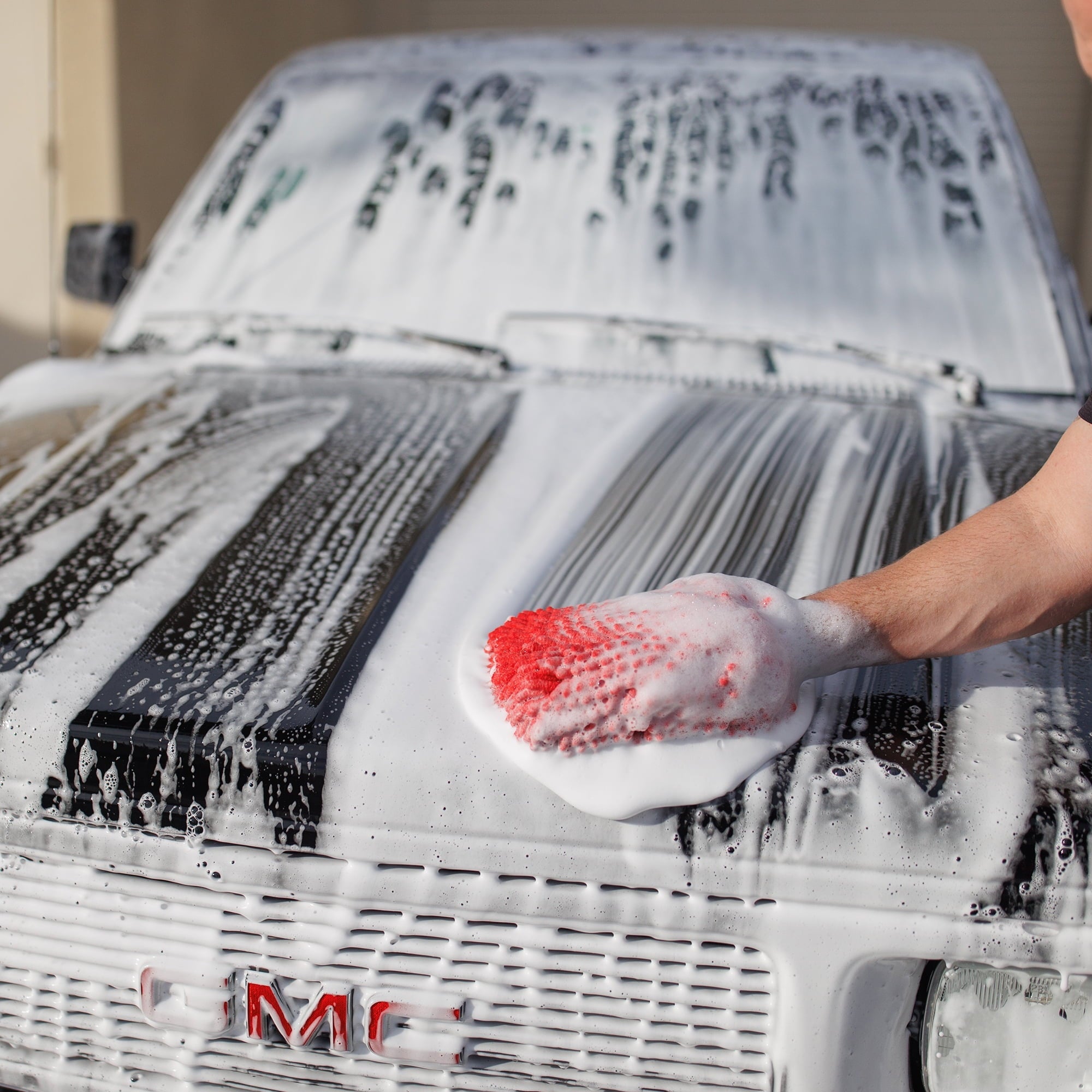 Jay Leno's Garage Car Wash + Wax (16 oz) - Clean & Shines Car Paint