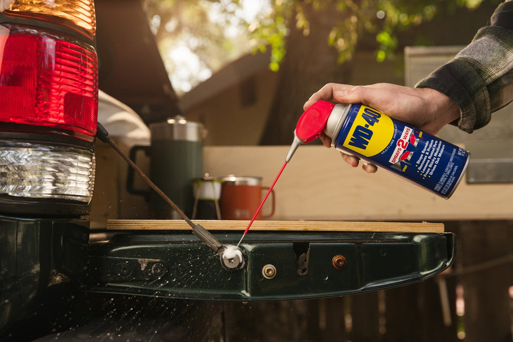 Original WD-40 Formula, Multi-Use Product With Smart Straw Sprays 2 Ways, Multi-Purpose Lubricant Spray, 8 oz.