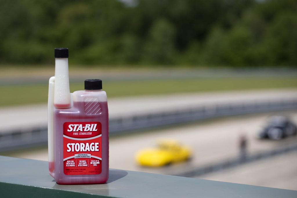 STA-BIL Storage Fuel Stabilizer - Keeps Fuel Fresh for 24 Months - Prevents Corrosion - Gasoline Treatment that Protects Fuel System - Fuel Saver - Treats 80 Gallons - 32 Fl. Oz.