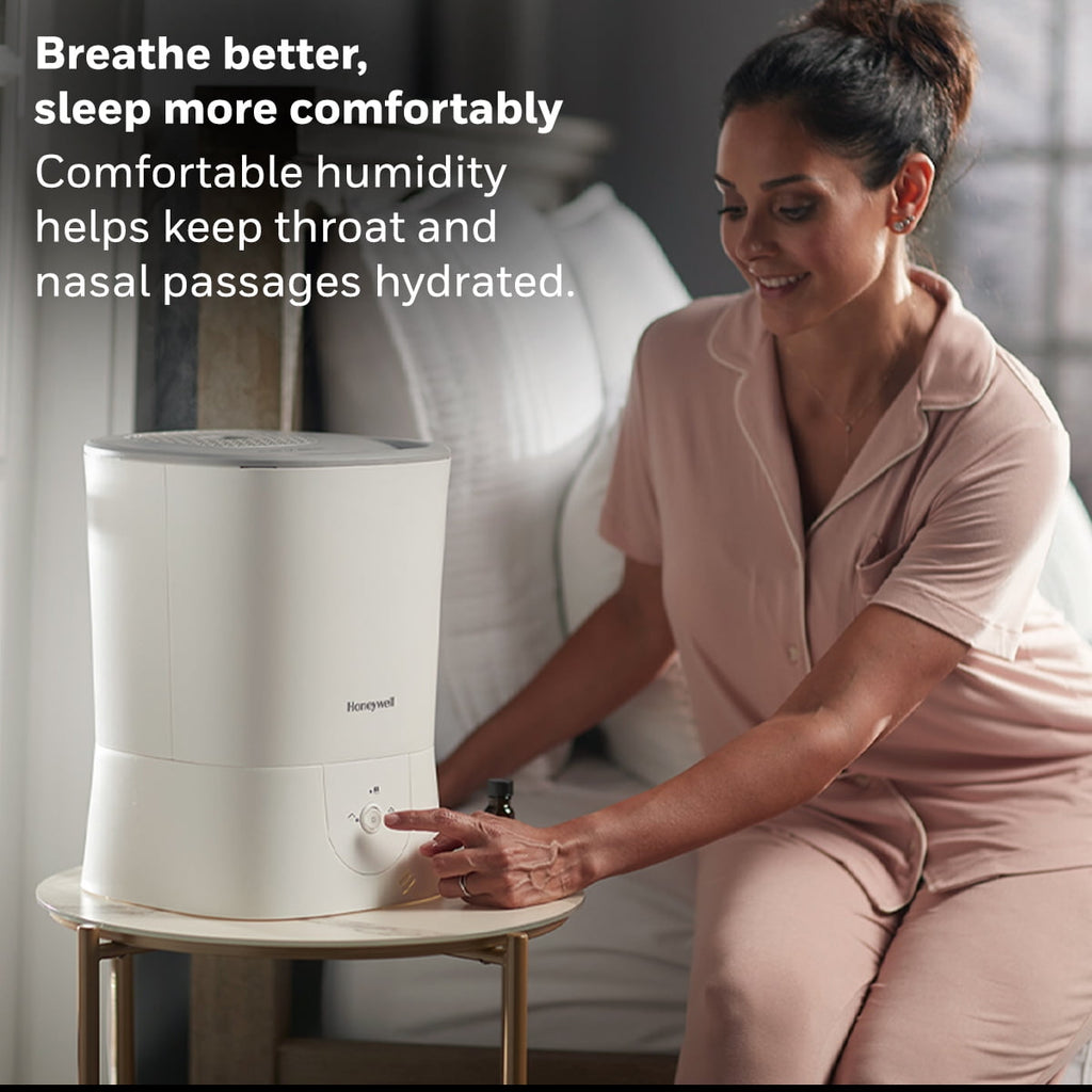 Honeywell 1.5 gal. 500 sq. ft. Filter Free Warm Mist Humidifier with Essential Oil Cup, White, HWM440W