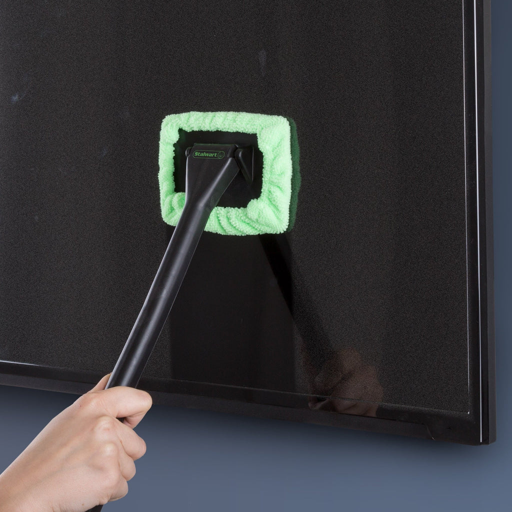 Windshield Cleaner with Microfiber Cloth, Handle and Pivoting Head- Glass Washer Cleaning Tool for Windows By Stalwart (Green)