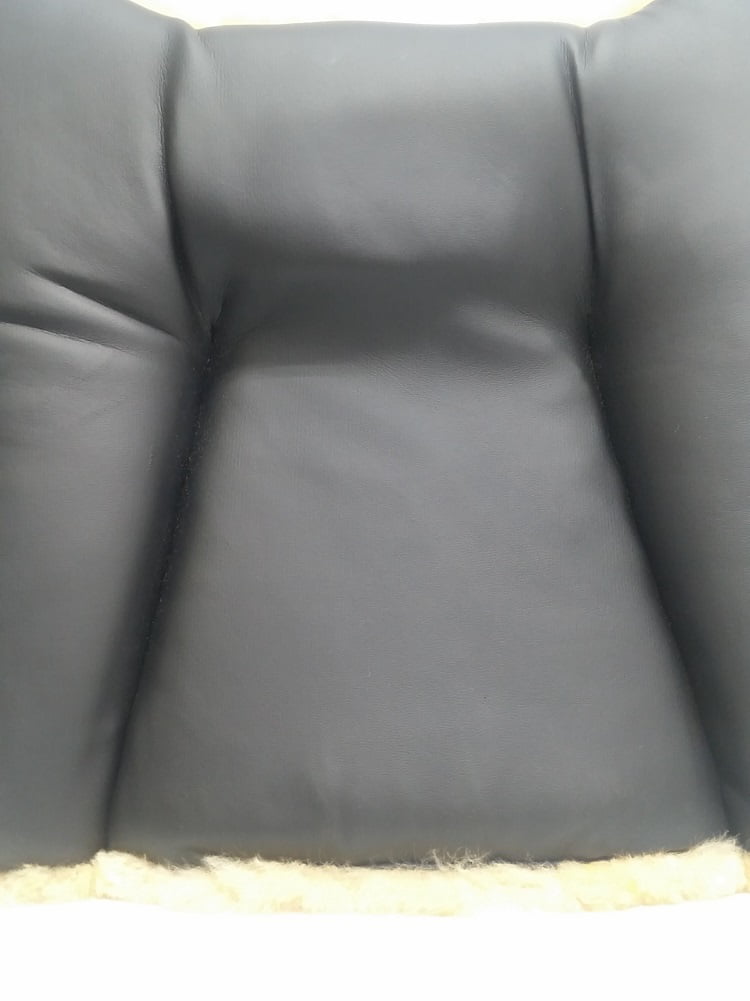 Seville Classics Genuine Sheepskin Short Wool Seat Cushion for Extreme Comfort