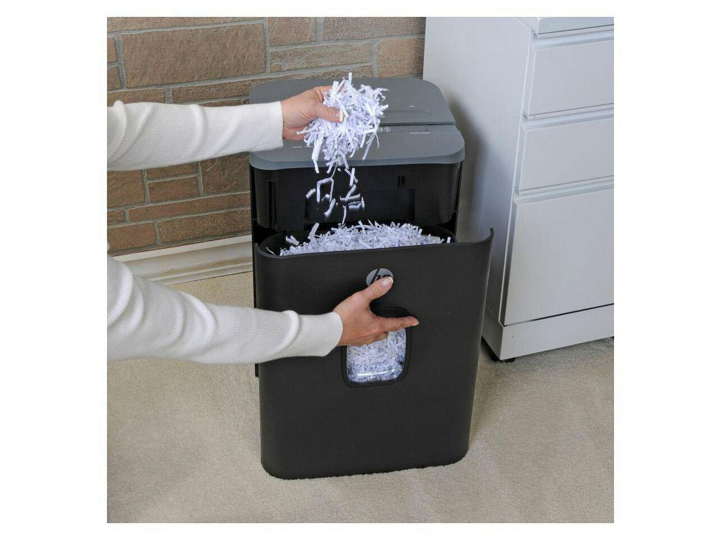 Royal CC20 Paper Shredder - Cross Cut - 20 Per Pass - for shredding Paper, Staples, Credit Card, Envelope, CD, DVD - 0.169" x 1.732" Shred Size - 8.75" Throat - 30 Minute Run Time - 40
