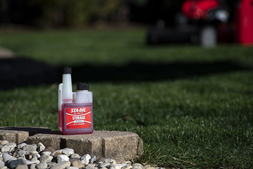 STA-BIL Storage Fuel Stabilizer - Keeps Fuel Fresh for 24 Months - Prevents Corrosion - Gasoline Treatment that Protects Fuel System - Fuel Saver - Treats 20 Gallons - 8 Fl. Oz.