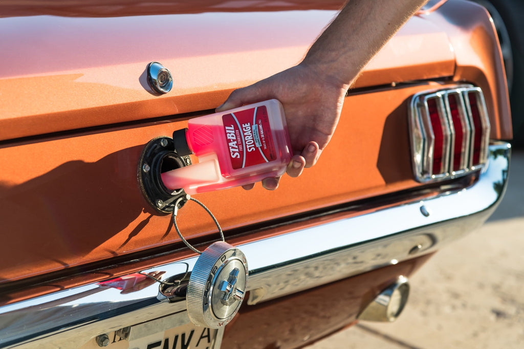 STA-BIL Storage Fuel Stabilizer - Keeps Fuel Fresh for 24 Months - Prevents Corrosion - Gasoline Treatment that Protects Fuel System - Fuel Saver - Treats 20 Gallons - 8 Fl. Oz.