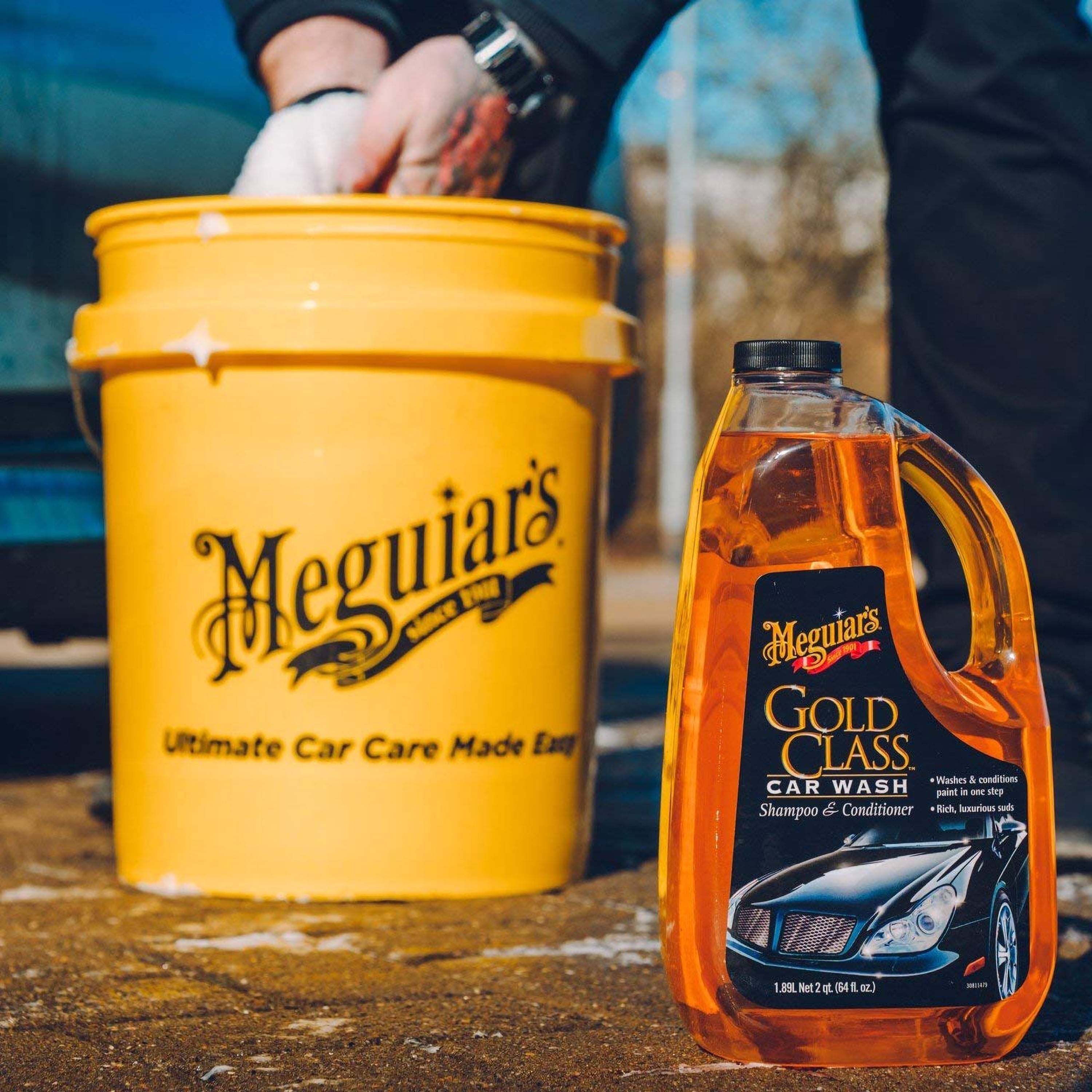 Meguiar's G7164 Gold Class Car Wash Shampoo & Conditioner - 64 oz.