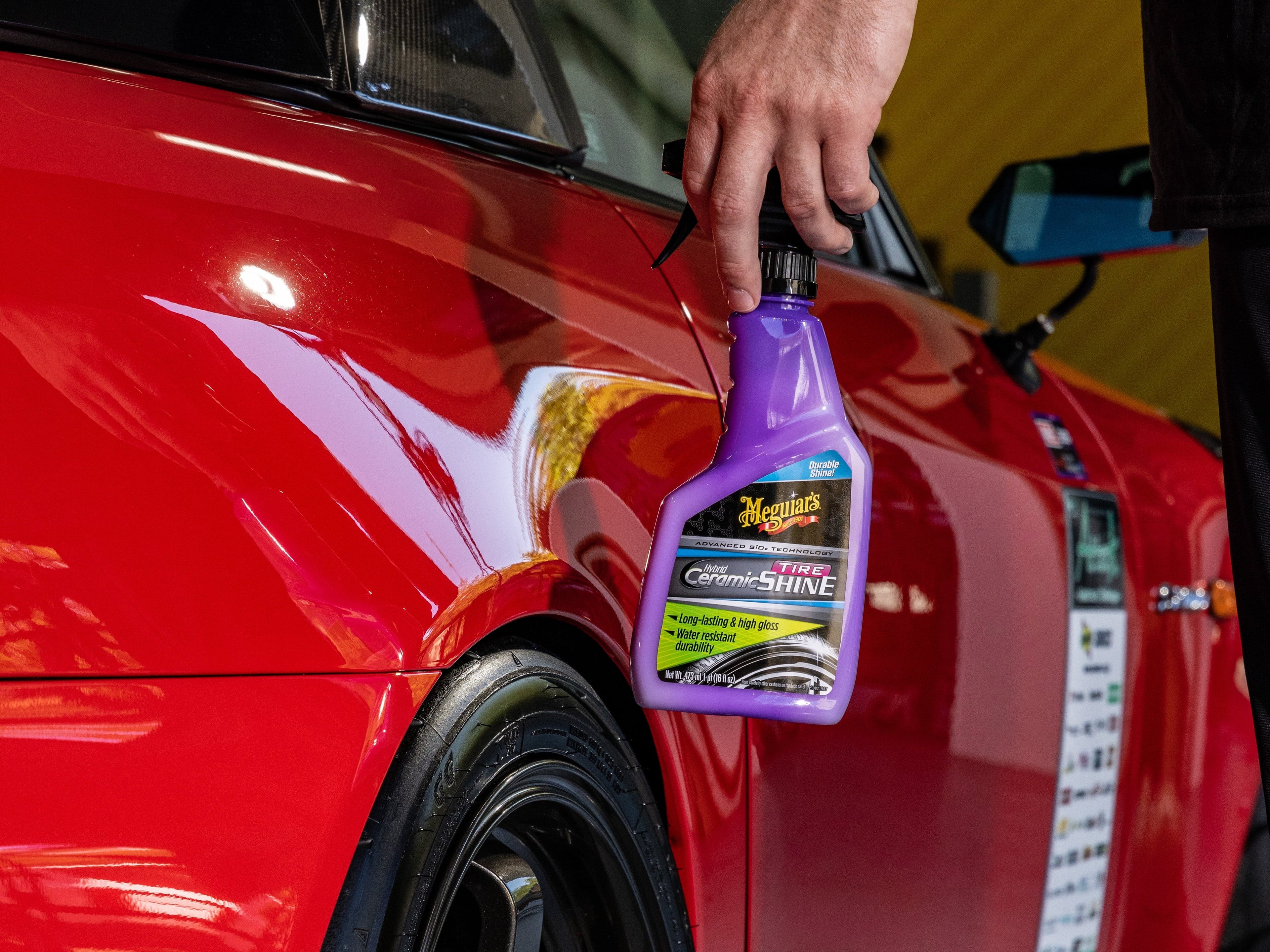 Meguiar’s Hybrid Ceramic Tire Shine, Durable High Gloss Shine that Lasts, G230416, 16 oz