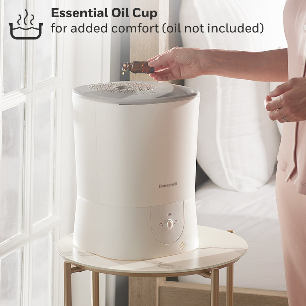 Honeywell 1.5 gal. 500 sq. ft. Filter Free Warm Mist Humidifier with Essential Oil Cup, White, HWM440W