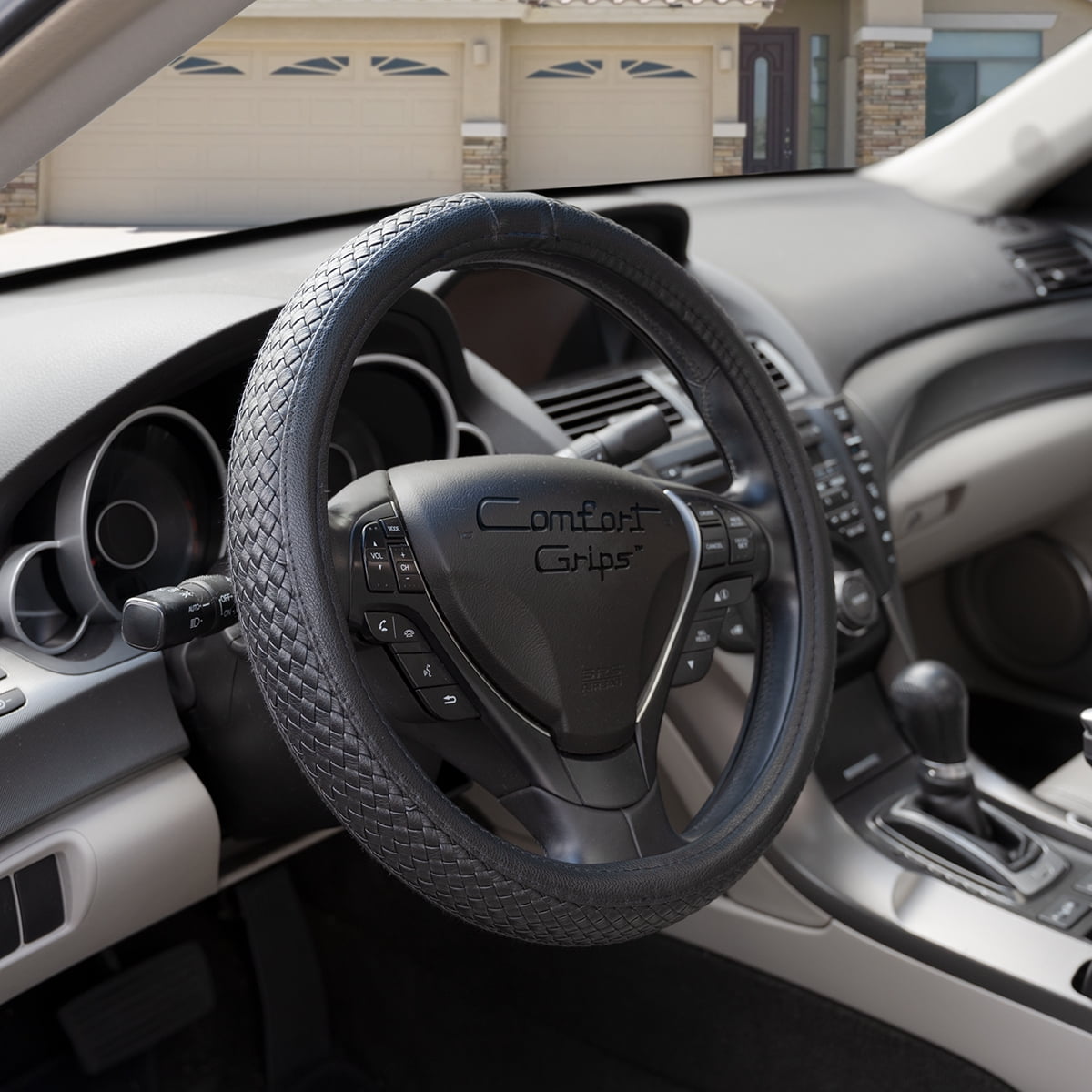 Comfort Grips Steering Wheel Cover - Riata Medium (14.5 - 15.4) Black