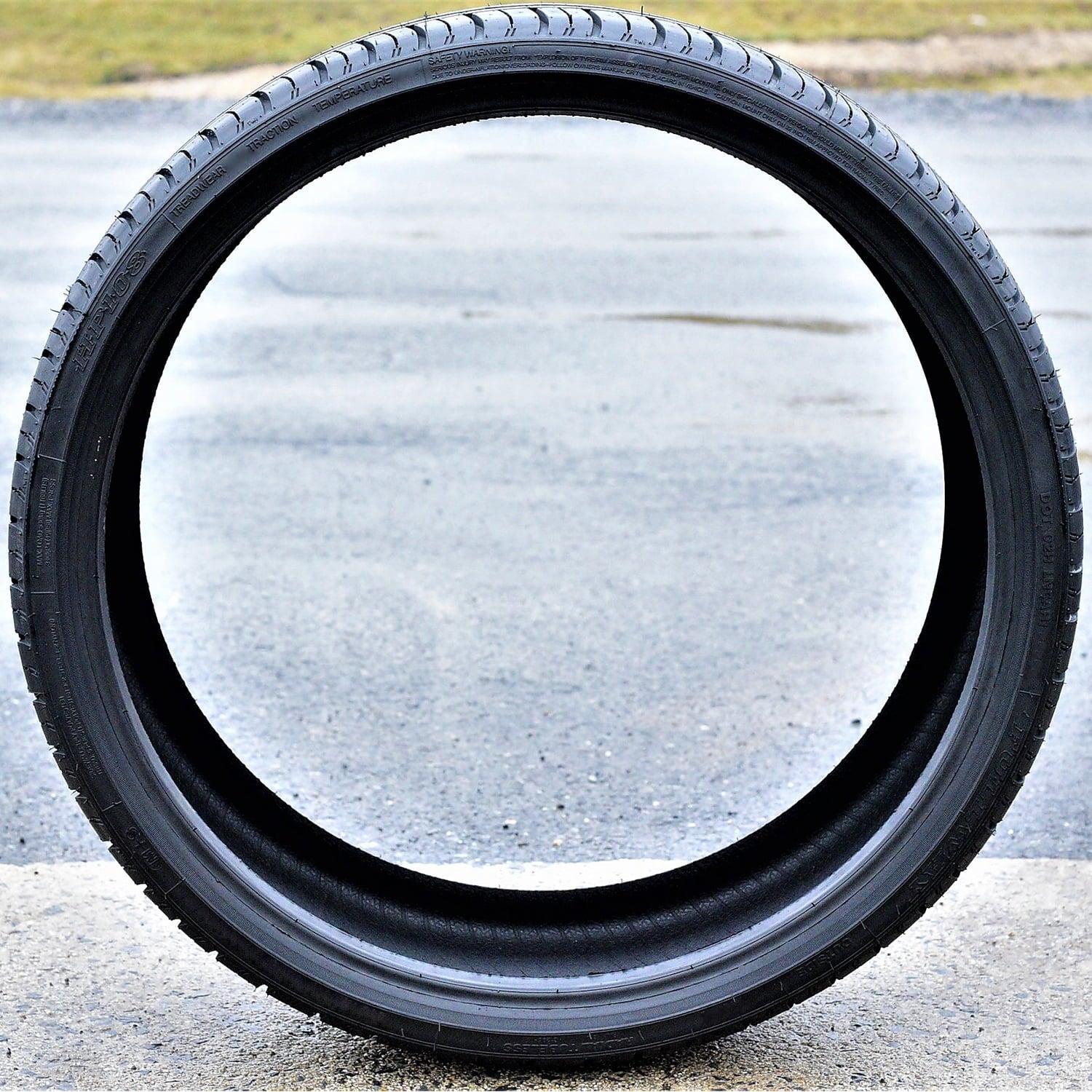 Fullway HP108 305/35R24 112V XL AS A/S Performance Tire