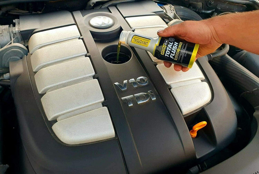 XADO TotalFlush Universal oil system cleaner with Anticarbon effect for Gasoline, LPG and Diesel Engines