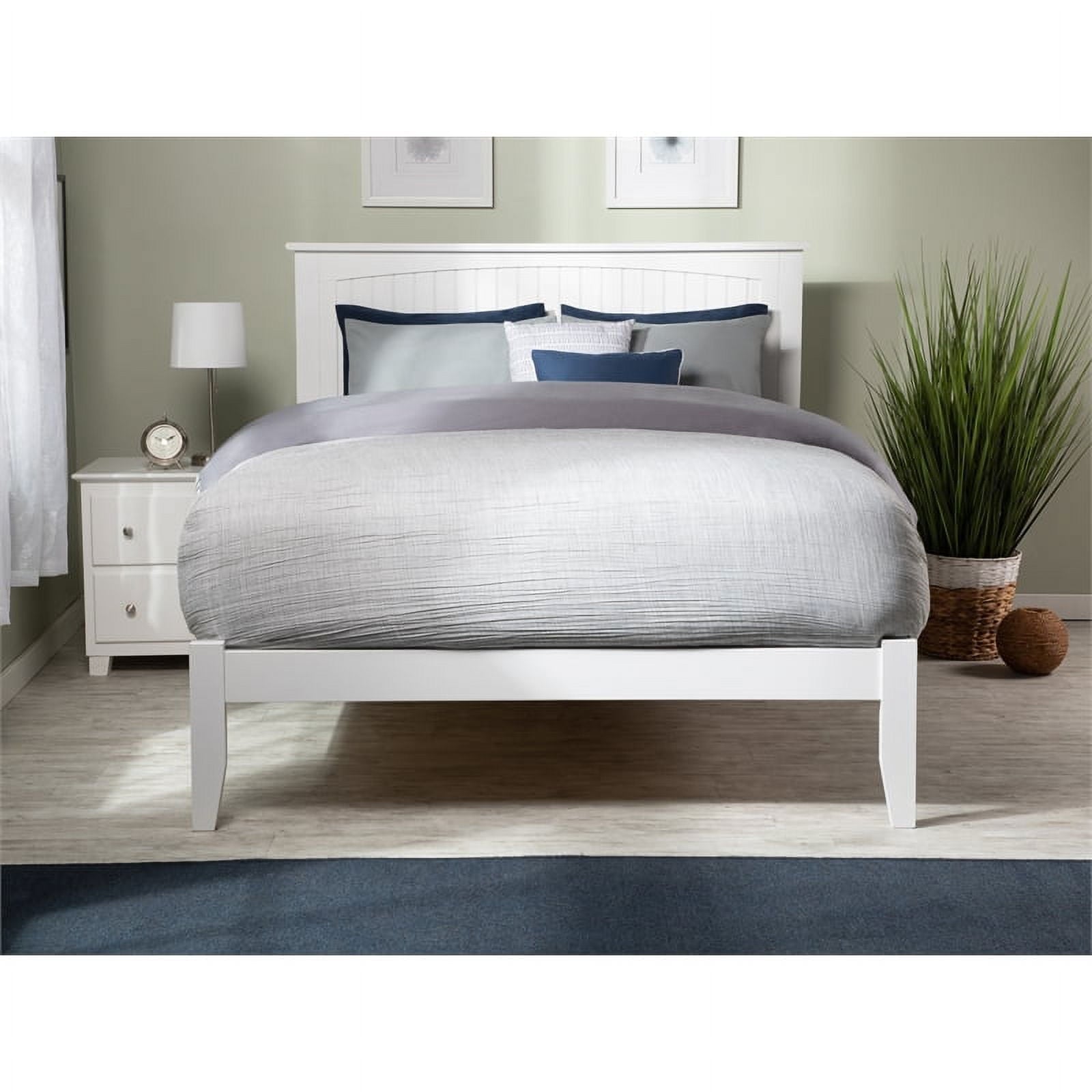 Leo & Lacey Farmhouse Solid Wood Full Panel Platform Bed in White