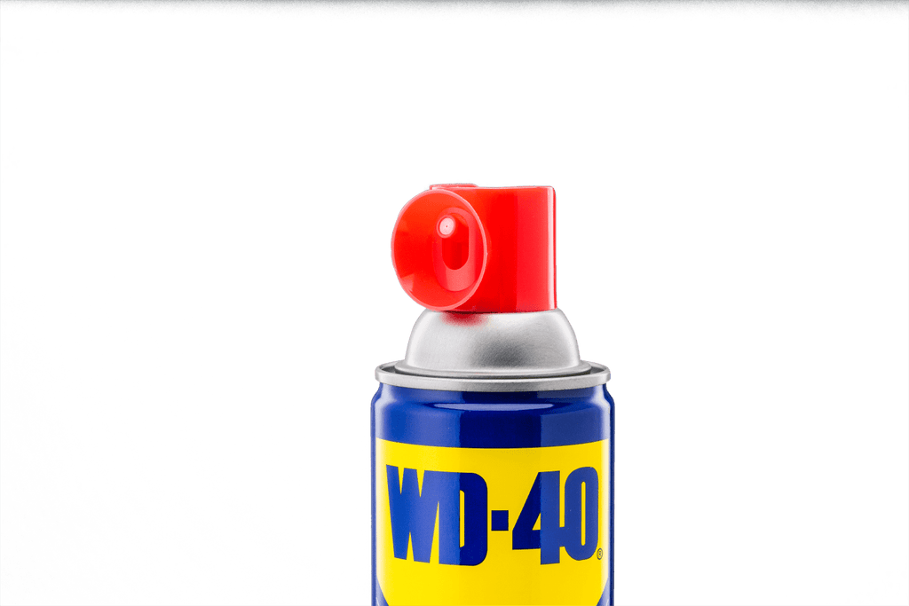 Original WD-40 Formula, Multi-Use Product Big-Blast, Multi-Purpose Lubricant with Wide Nozzle Spray, 18oz