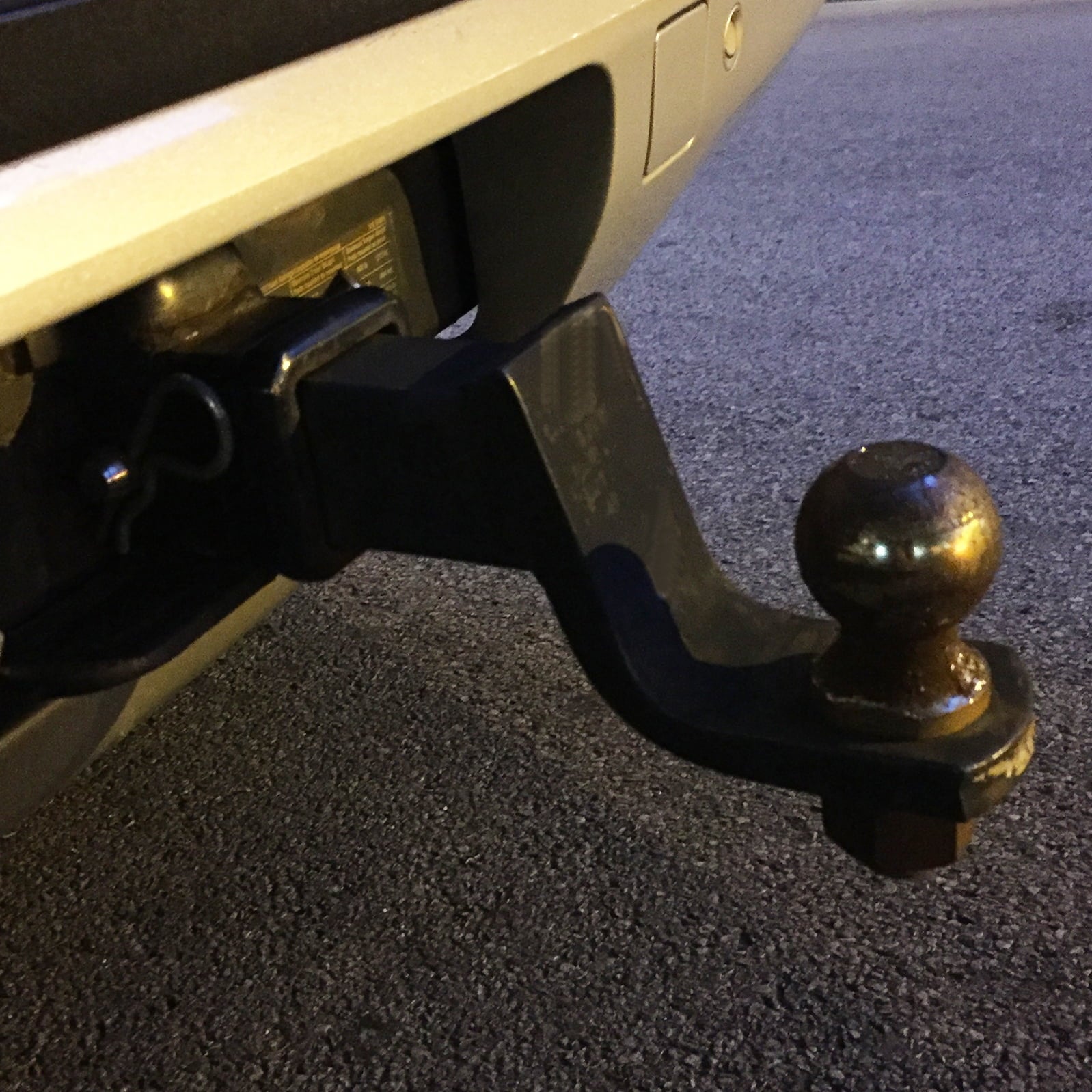 HyperTough 2 inch Chrome Hitch Ball, 6000 lbs GTW