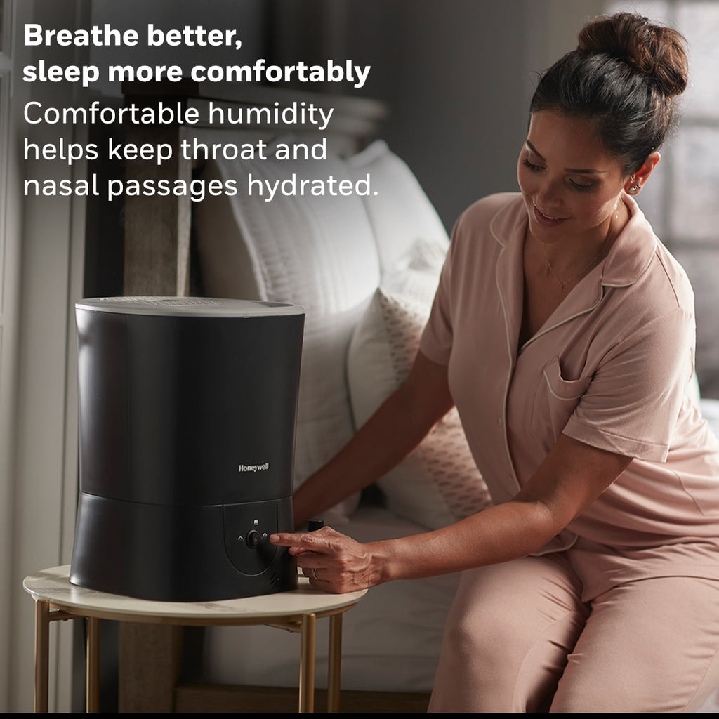 Honeywell 1.5 gal. 500 sq ft Filter Free Warm Mist Humidifier with Essential Oil Cup, Black, HWM440