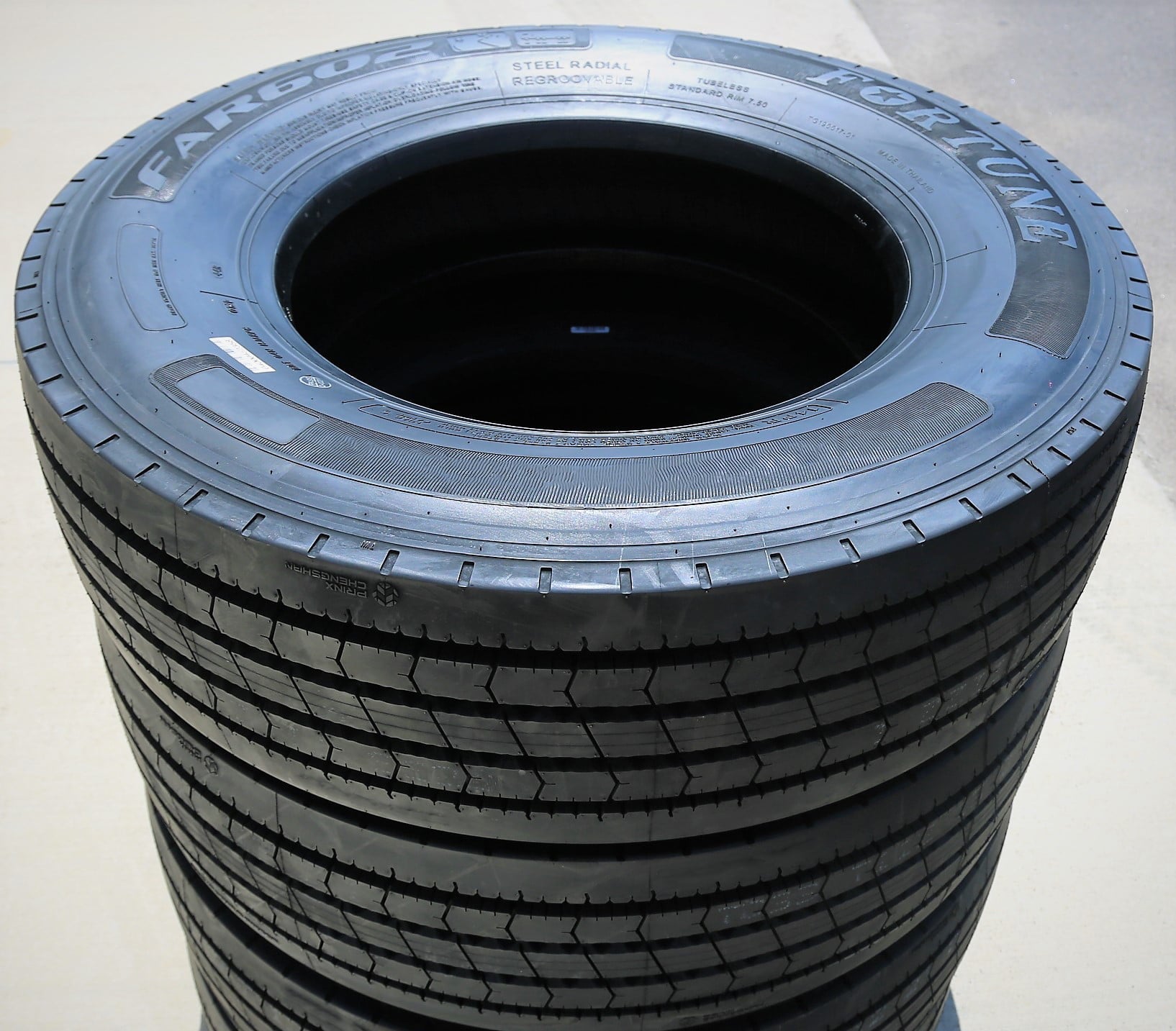 Fortune FAR602 235/75R17.5 Load J 18 Ply All Position Commercial Tire
