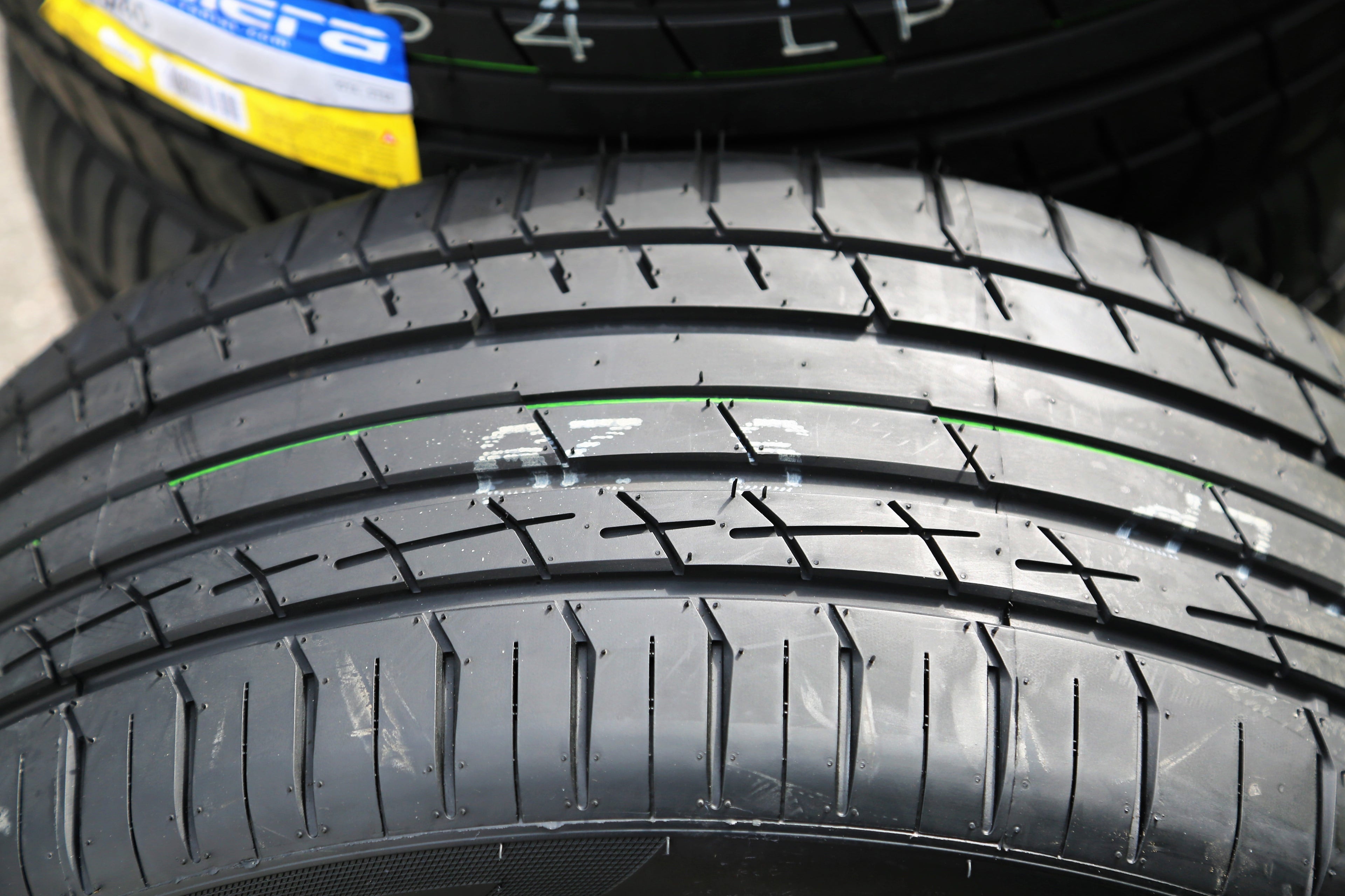 Tire Accelera Iota ST68 315/30ZR22 315/30R22 107W XL AS A/S High Performance