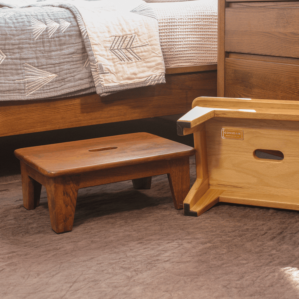 CONSDAN Step Stool for Bed, USA Grown Oak,Wooden Step Stool for Adults, One Step Stool for Seniors, 6.5" High, Non-Slip Mat, No Assembly Needed, Solid Wood, Chocolate Color