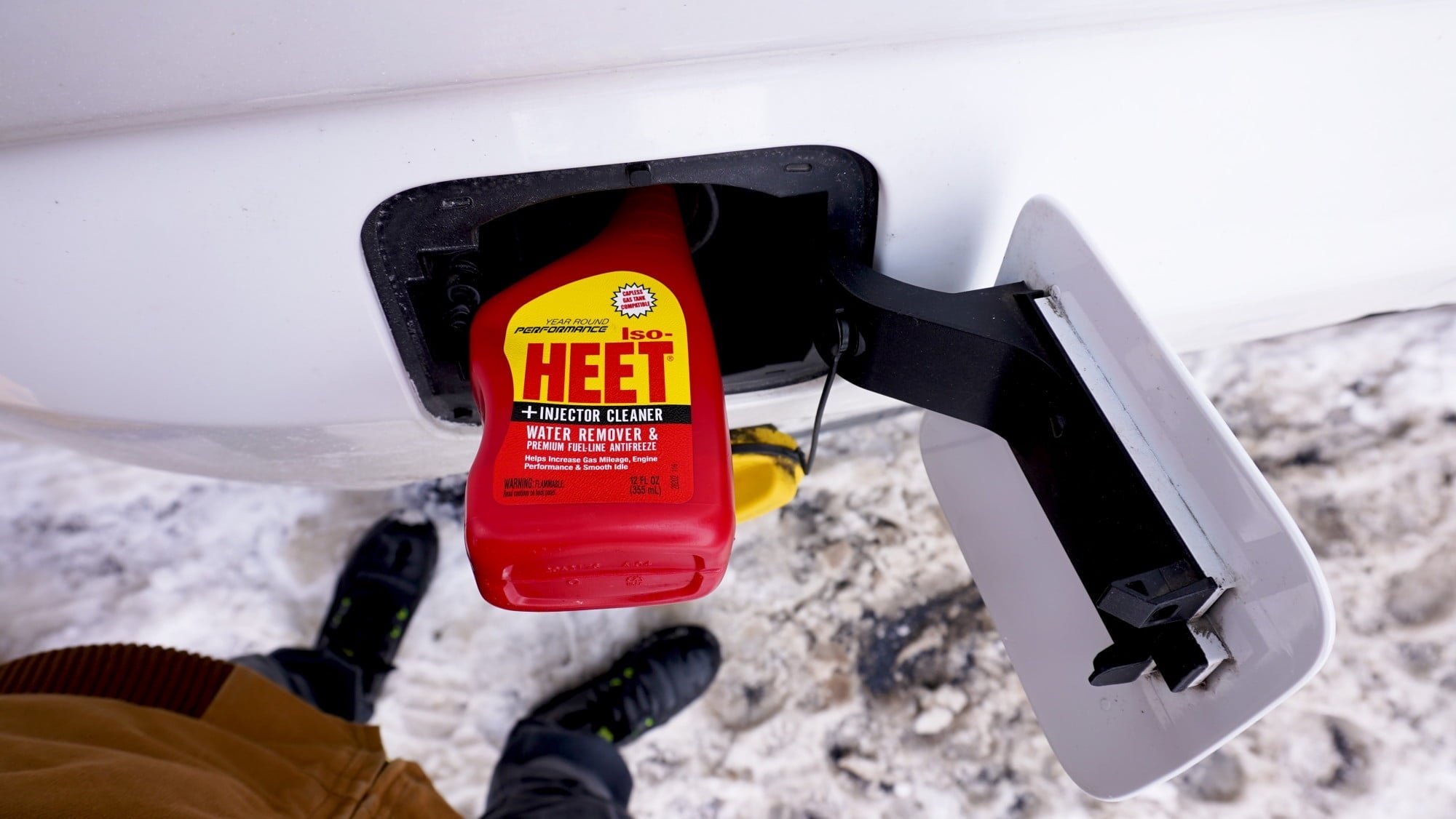 Iso-HEET Water Remover & Premium Fuel Line Antifreeze + Injector Cleaner (Pack of 4) (28206)