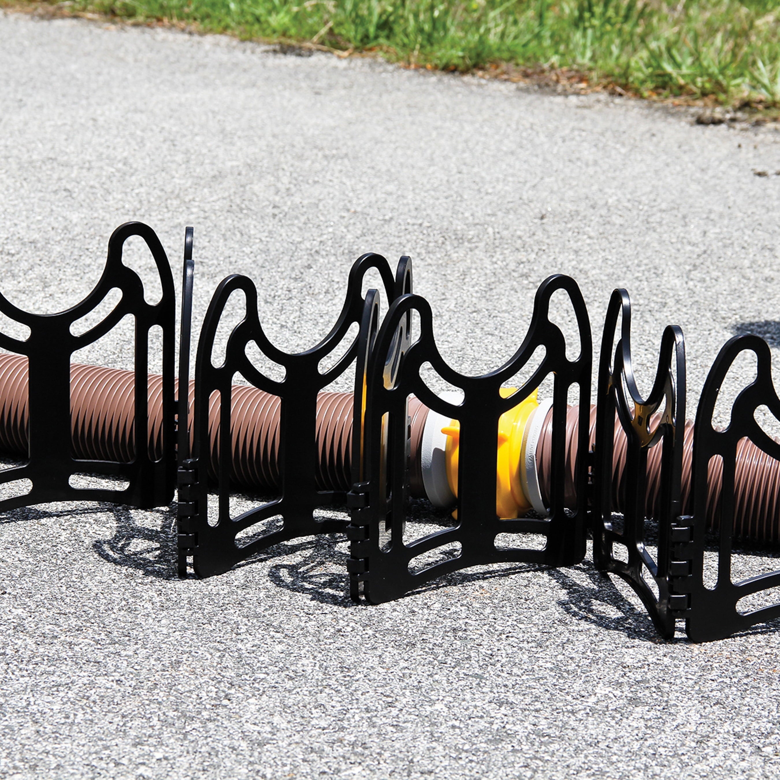 Camco Sidewinder Camper/RV Sewer Hose Support | Plastic, Multicolor, 20-Foot (43051)