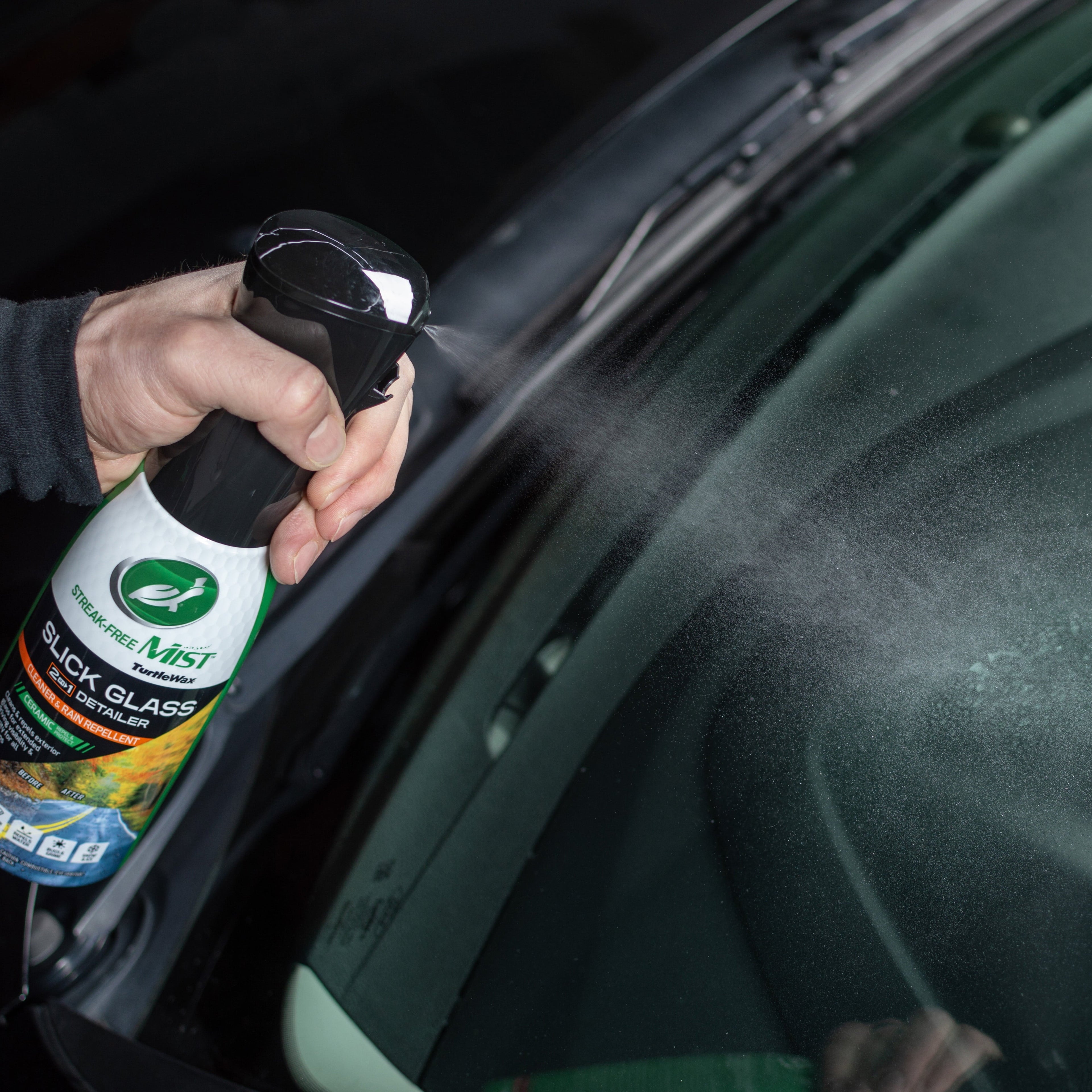 Turtle Wax 53844 Slick Glass 2 in 1 Detailer Streak Free Mist, 20 oz