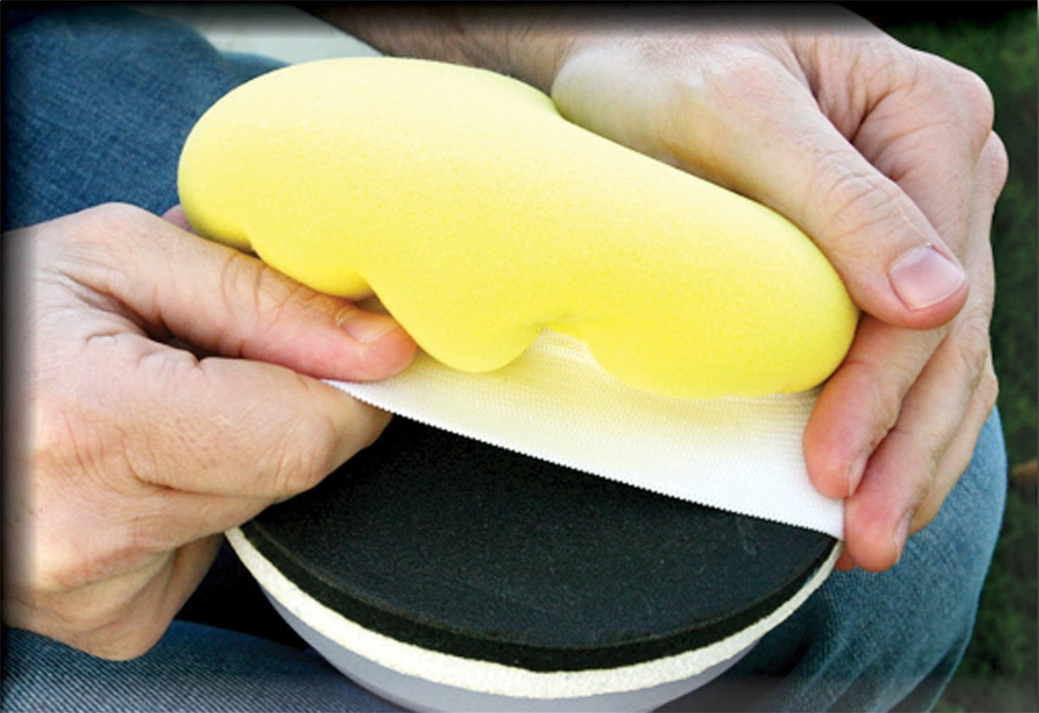 Carrand 40411AS Foam Application Bonnet 9-10 in.