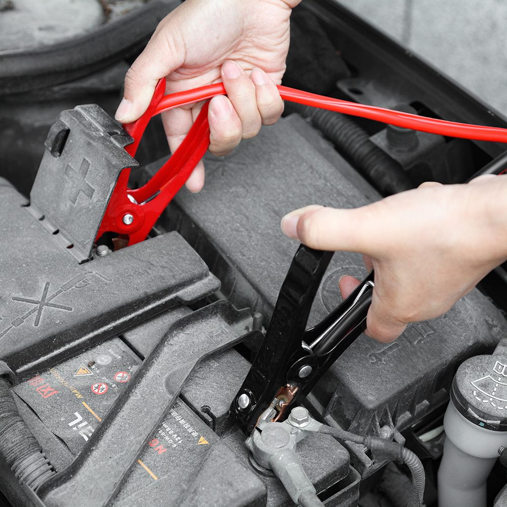EverStart , 20-Foot 4-Gauge Automotive Booster Jumper Cables, 250 amps